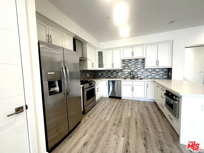 Photo - 1237 S Holt Ave Unit 202