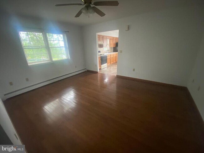 Building Photo - 622 Terrace St Unit 1R Rental