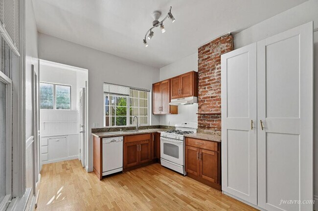 Photo - 2981 Sacramento St Unidad 11