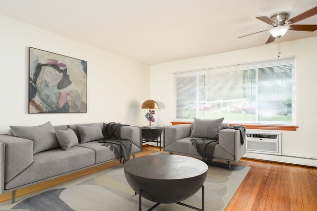 Photo - East River Terrace