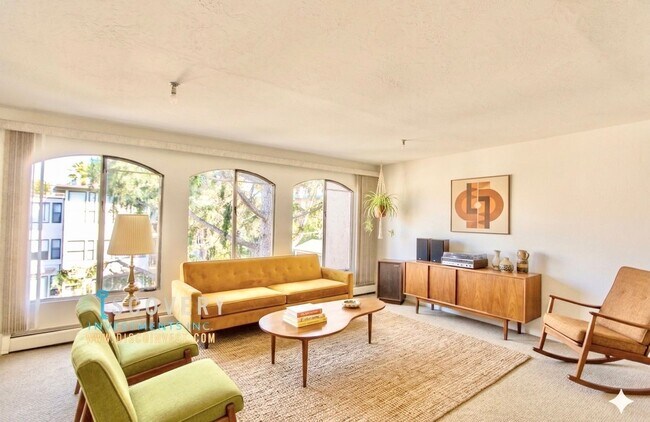 Photo - Spacious One Plus Bedroom Condominum off Broadway Terrace Unit 403