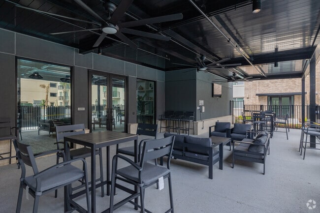 Outdoor lounge