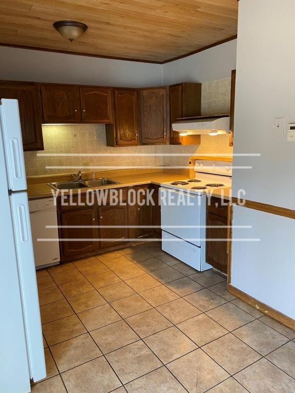 Photo - 8661 Sleepy Hollow Rd