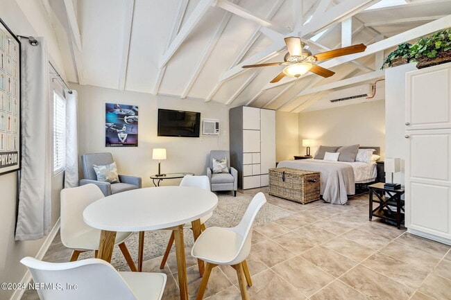 Photo - 1427 River Oaks Rd Unit COTTAGE APARTMENT