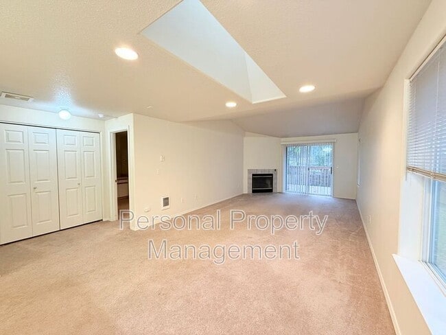 Photo - 2015 SE 114th Ct