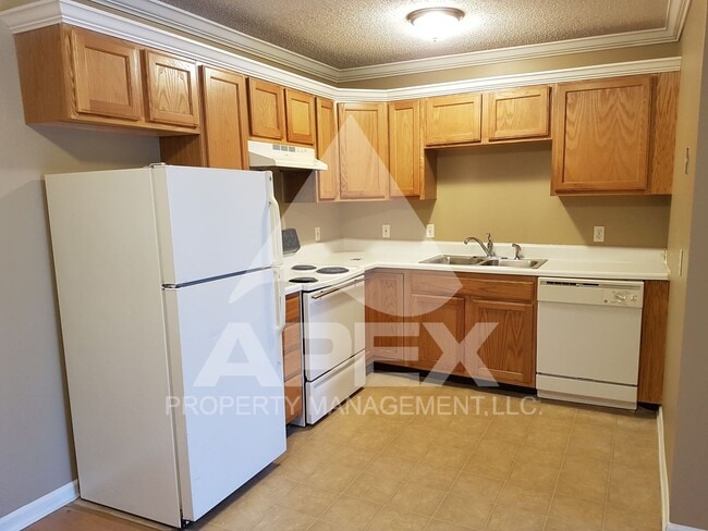 Photo - MOVE-IN SPECIAL, $1 RENT!! - NICE 3 Bd | 2... Unidad 1841-126