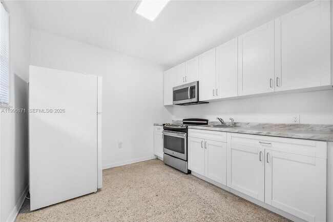 Photo - 2661 SW 11th St Unit 8