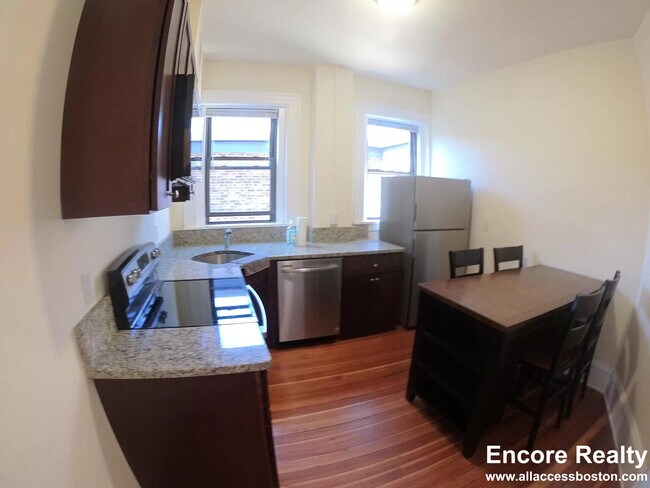 Photo - 1463 Beacon St Unit 34