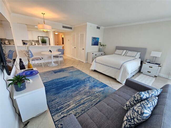 2501 S Ocean Dr Unit 637