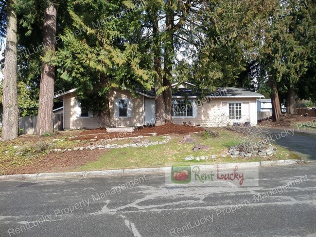 Building Photo - Adorable 3-Bedroom Home with Fenced Yard in Great Bothell Neighborhood!