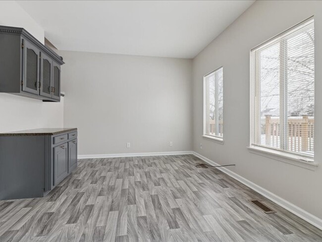 Photo - 14228 S Napa Cir