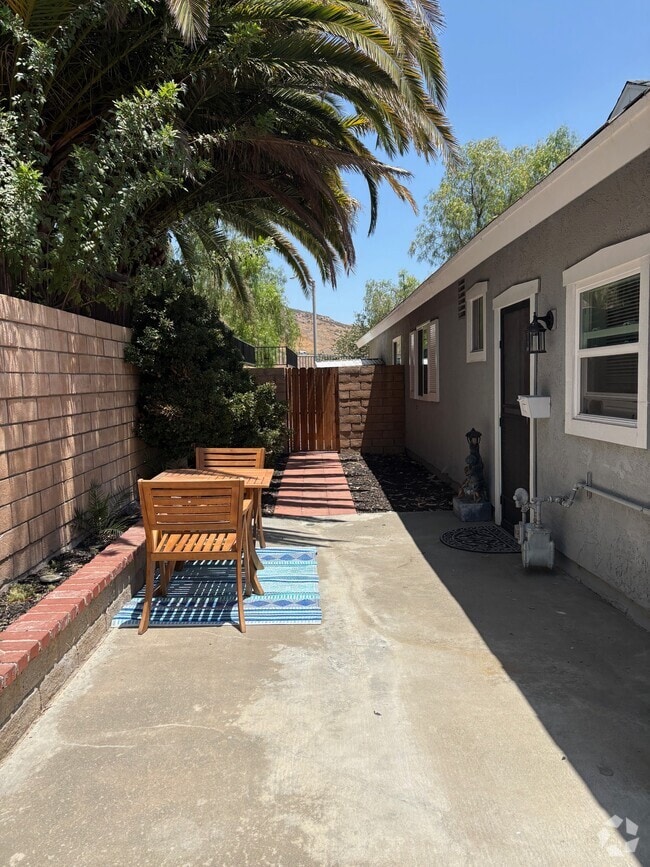 Building Photo - 28409 Victoria Rd Unit ADU Rental