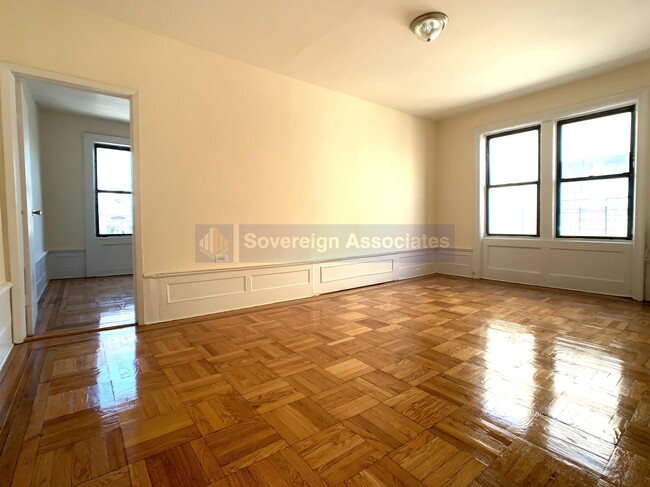 Building Photo - 270 Fort Washington Ave Rental