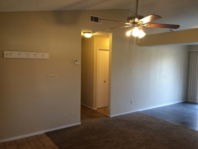 Photo - 4416 Silverwood Ln