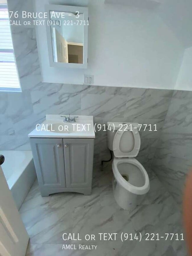 Building Photo - 76 Bruce Ave Unit 3