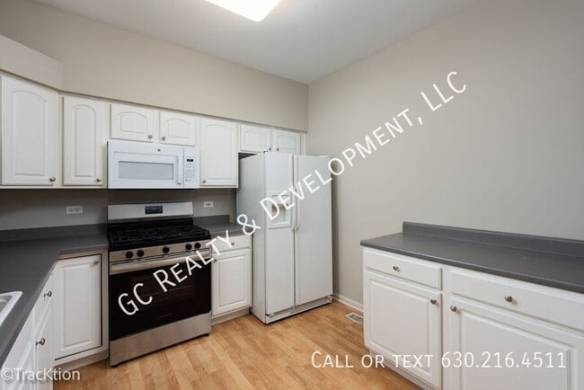 Photo - 712 Blossom Ct