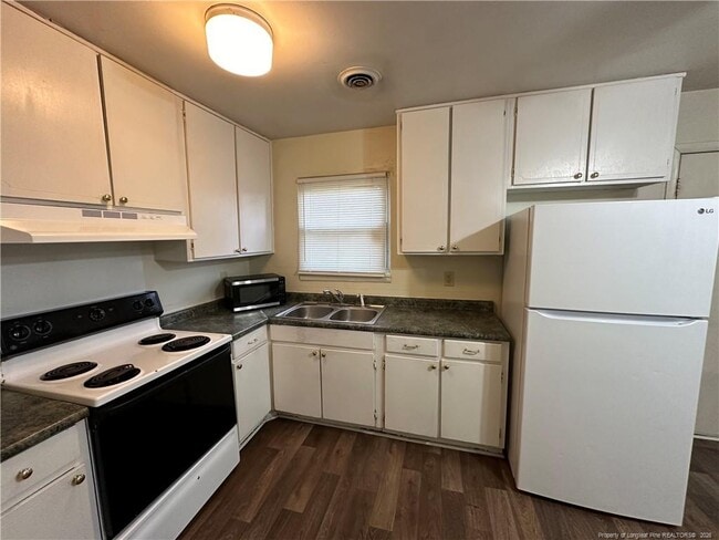 Photo - 613 Kellam Cir