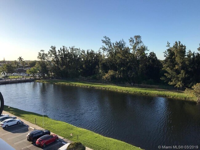 Photo - 16465 NE 22nd Ave Unit 619