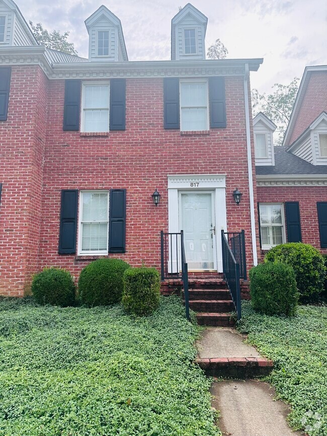 Building Photo - 817 Wayne Ave NE Unit 817 Wayne Ave NE Rental