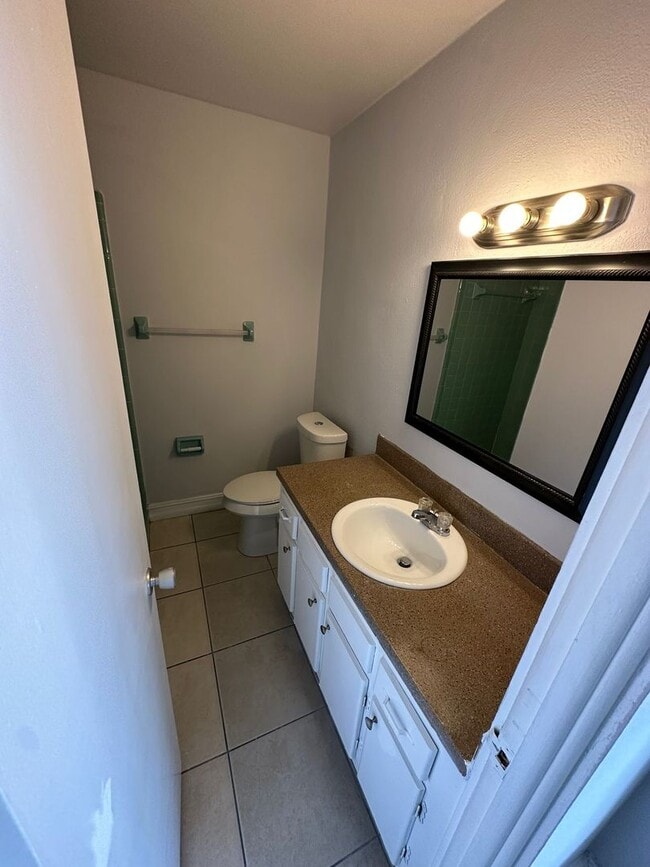 1830 Maravilla Ave Unit 1