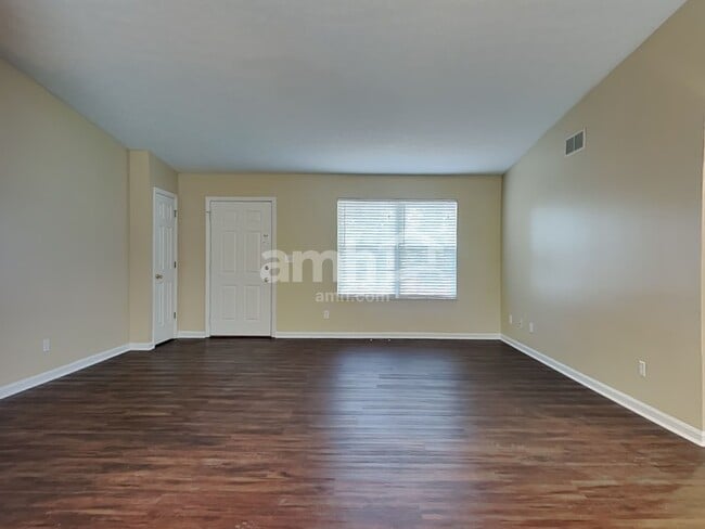 Photo - 410 Morning Sun Dr