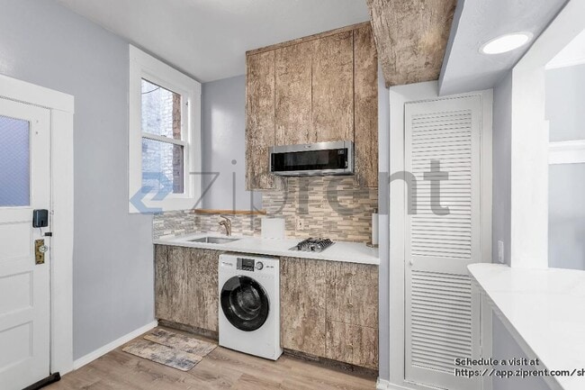 Photo - 718 Mason St