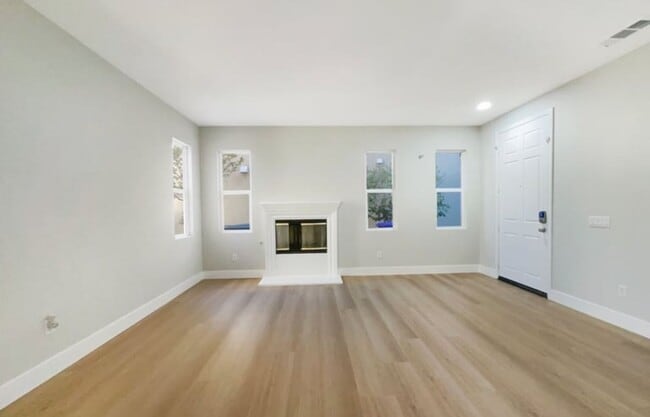 Photo - 24130 Tango Dr