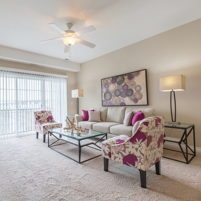 Lakeside at Fallen Timbers Apartments Townhomes for Rent Maumee, OH