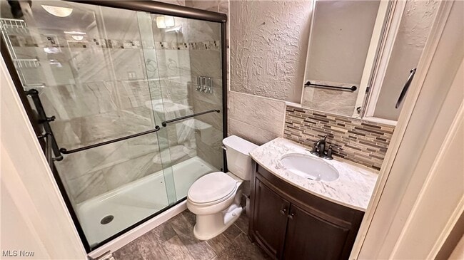 Photo - 6000 Nob Hill Dr