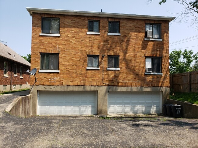 Back Side of Bldg - 4525 Roth Ave Unit 2E