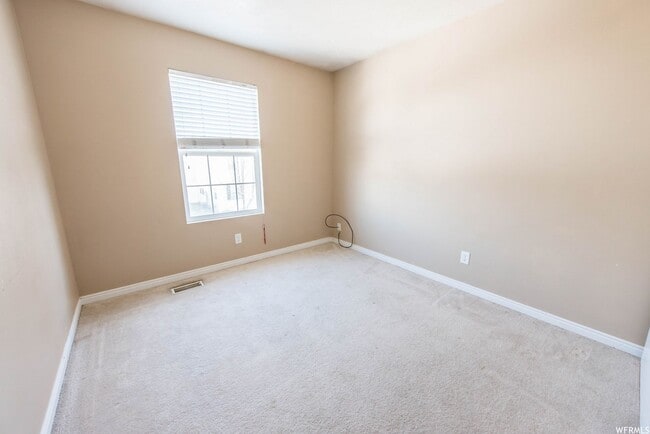 2037 N 2125 W