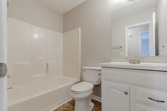 Photo - 141 Windmill Orchard Rd