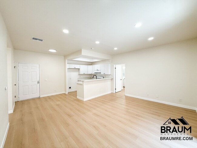 Photo - 11459 Collins St Apartment Unit 114