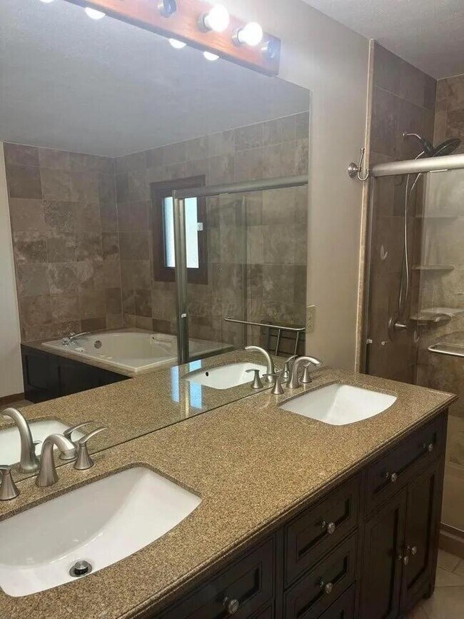 Photo - 7609 Johntimm Ct