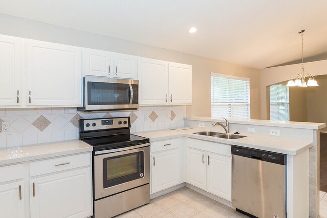 Photo - 1113 Ajuga Ct