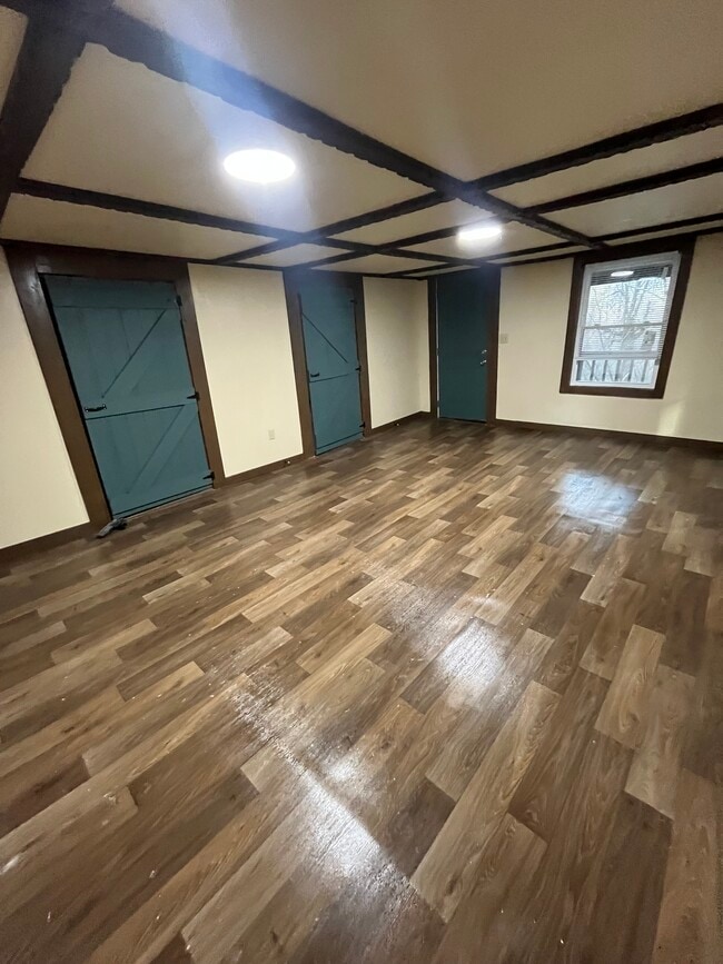 Photo - 826 Marcum Rd