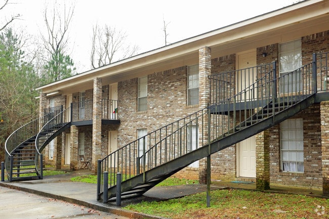Shoal Creek Apartments