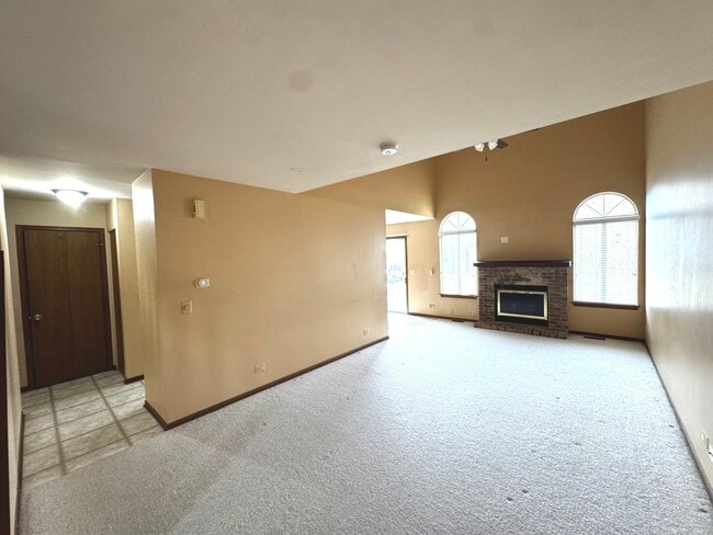 Photo - 165 Winchester Dr