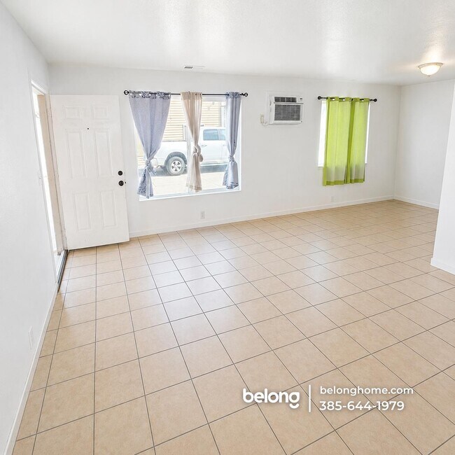 Photo - 231 S Montgomery St Unit 2