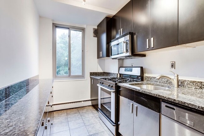 Photo - 4200 Cathedral Ave NW