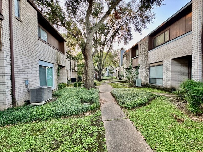 Photo - 8315 Augustine Dr