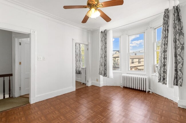 109 Grace St Unit 2