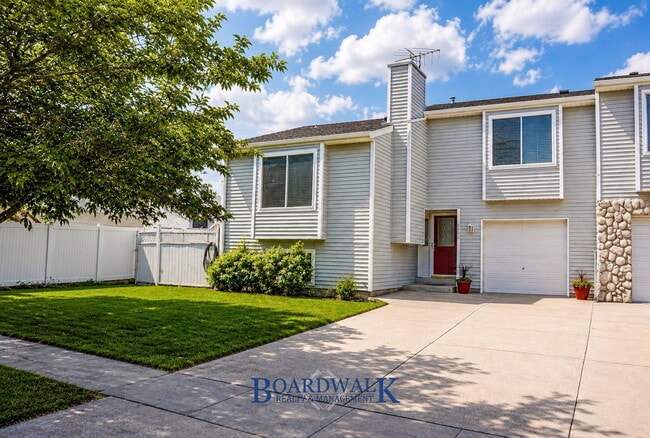Building Photo - 5072 W 6600 S
