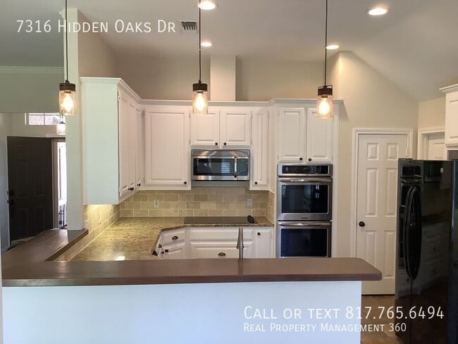 Photo - 7316 Hidden Oaks Dr
