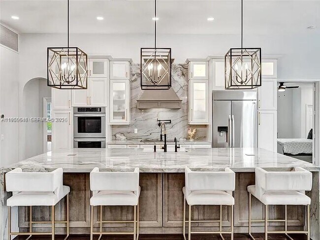 Photo - 2496 Eagle Run Dr