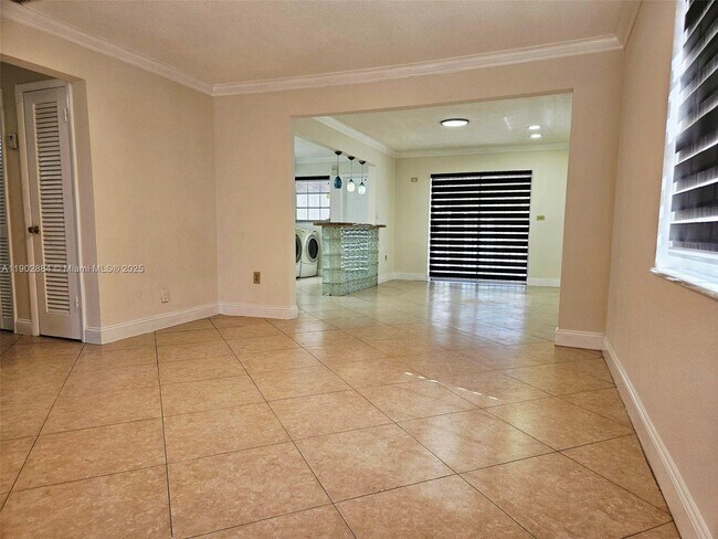 Photo - 47 NW 48th Ct Unit rear