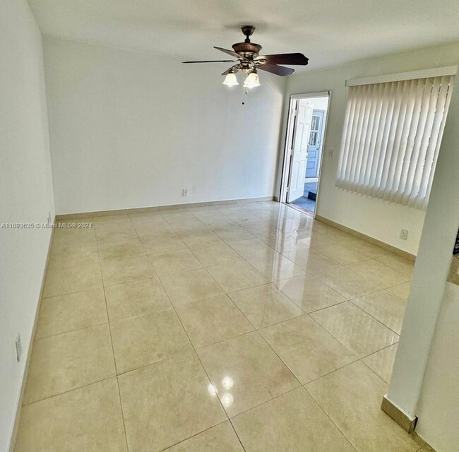 Photo - 30 SE 4th Ave Condominio Unidad 116