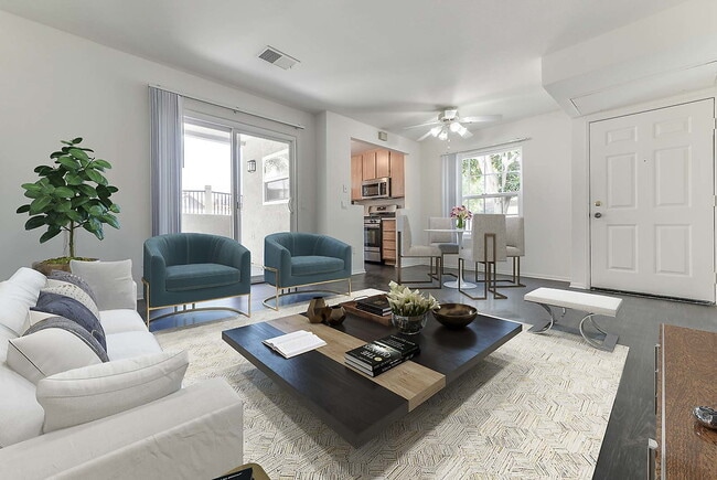 Photo - Camino Ruiz Square