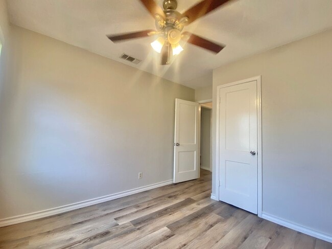 Photo - 3420 27th St Unit 3418 27th - side
