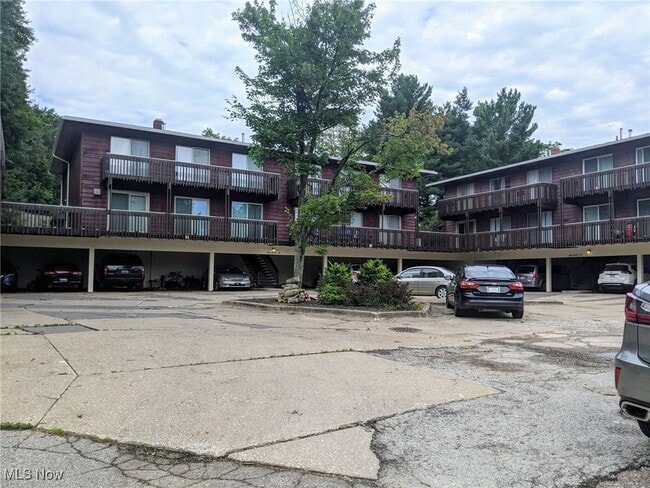 Building Photo - 2550 Chamberlain Rd Unit B-3 Rental
